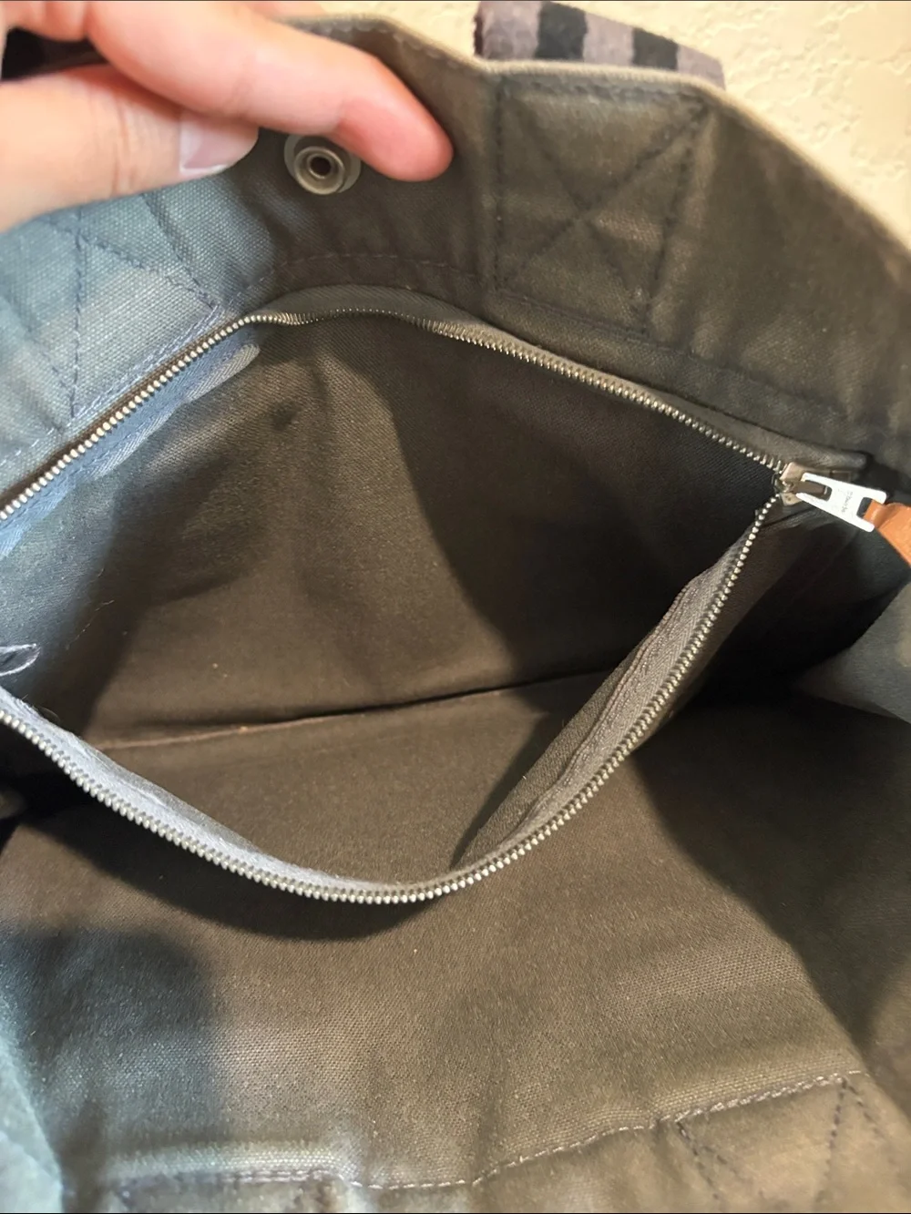 Hermes 8.5x 11.5” Canvas Tote Unisex Grey Handbag